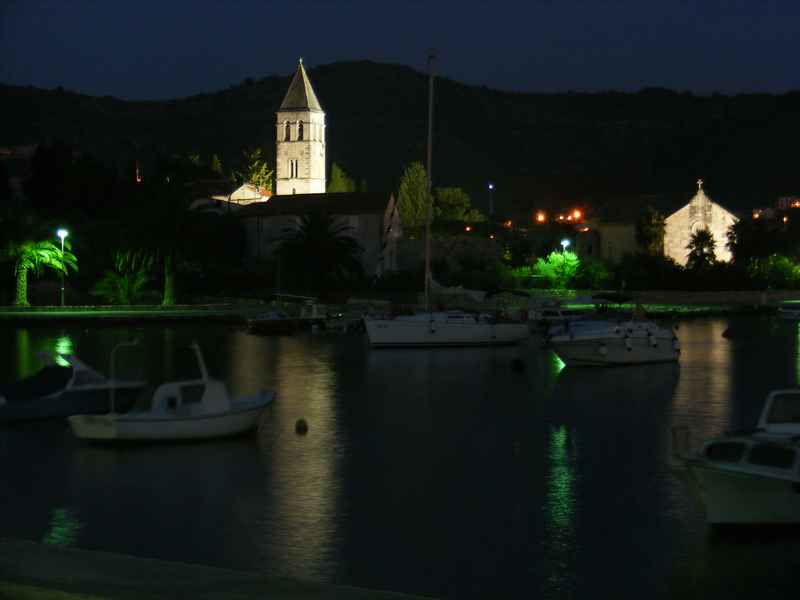 Komiža, Kék barlang, Vis, Hvar, Trogir — Ibex