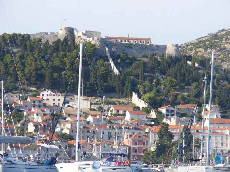 Komiža, Kék barlang, Vis, Hvar, Trogir — Ibex
