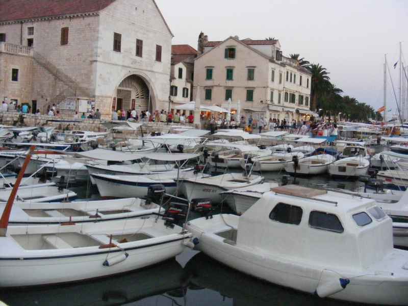 Komiža, Kék barlang, Vis, Hvar, Trogir — Ibex