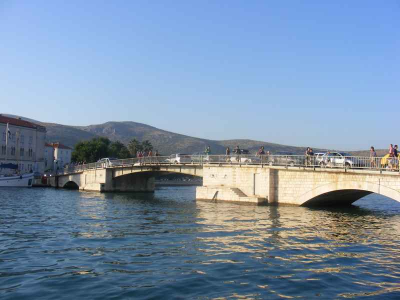 Komiža, Kék barlang, Vis, Hvar, Trogir — Ibex