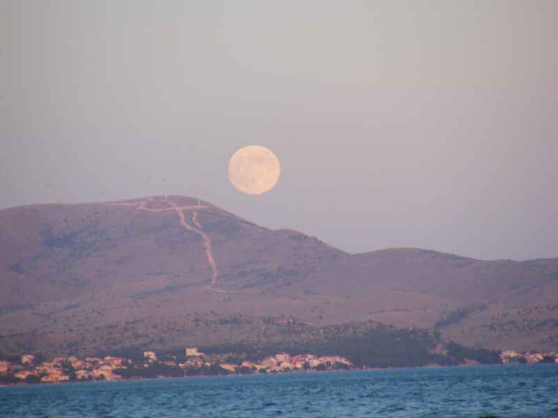 Komiža, Kék barlang, Vis, Hvar, Trogir — Ibex