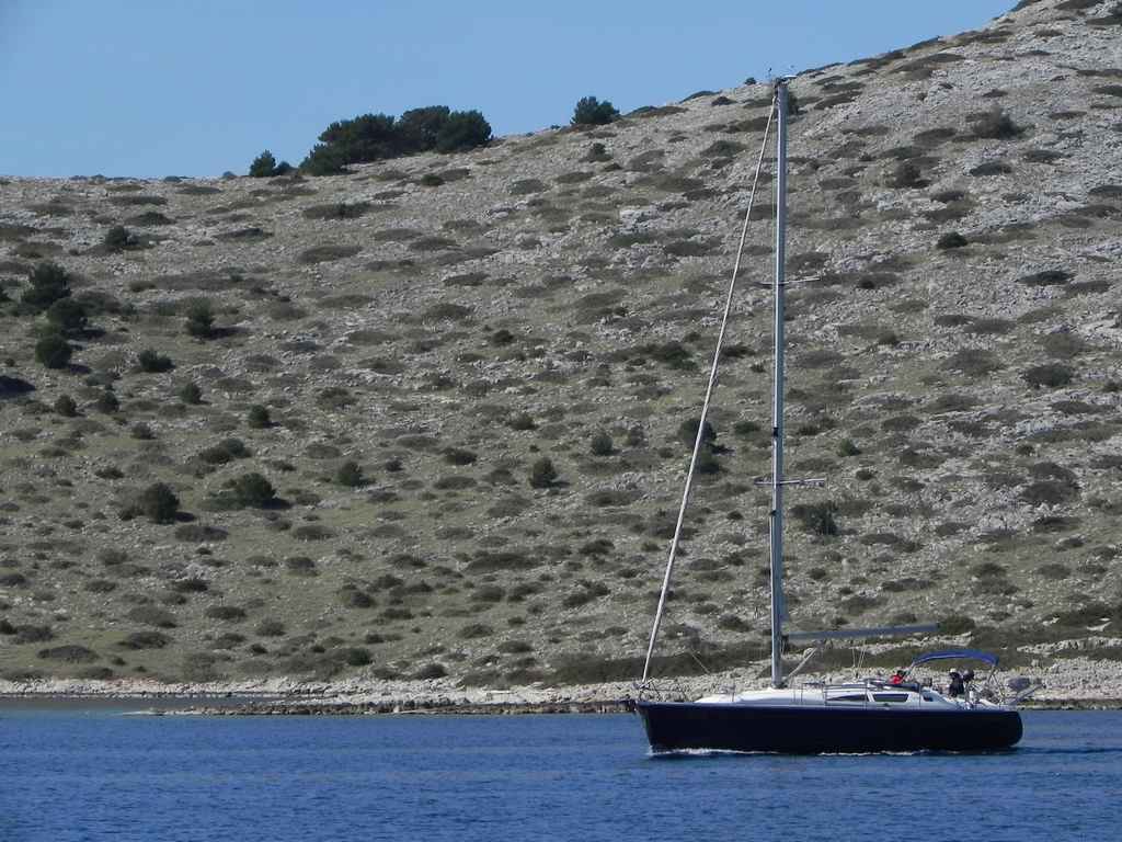 Ibex költöztetése Veli Rat-ra — Ibex