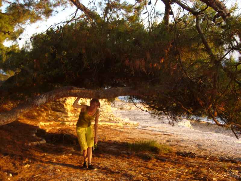A lányok először Veli Rat-on — Ibex