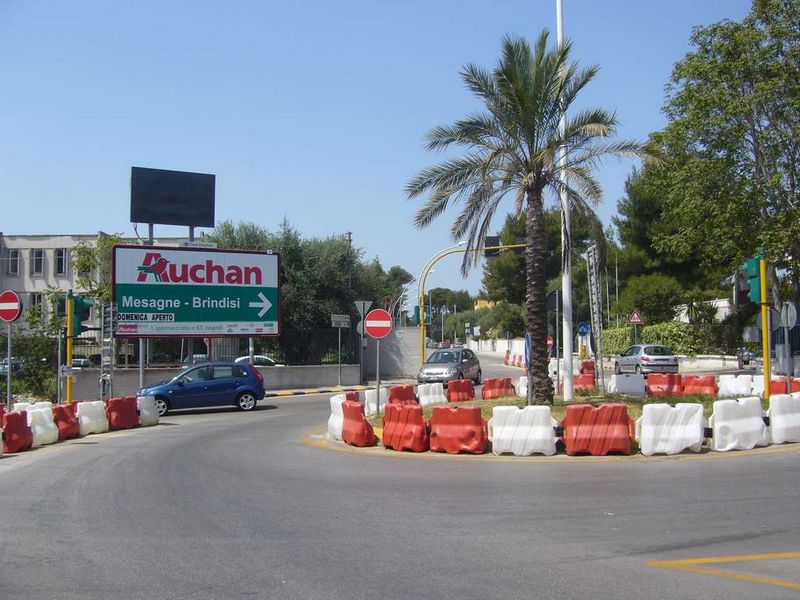 Auchan mindenütt van.