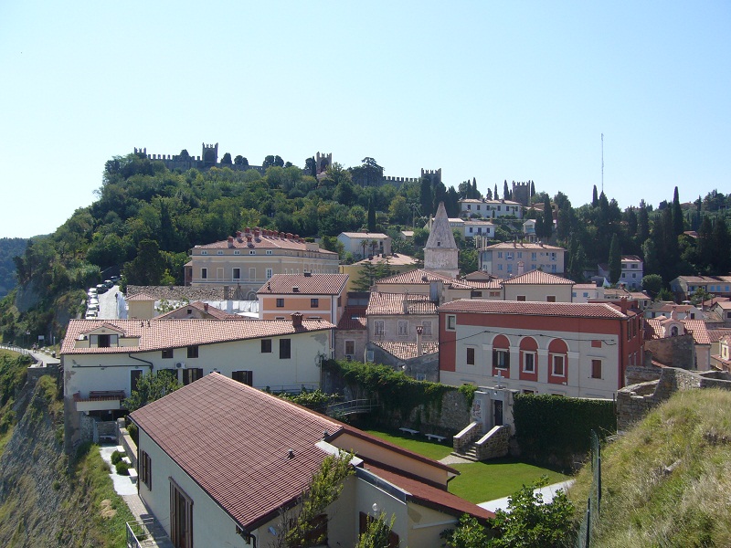 Fellegvár.