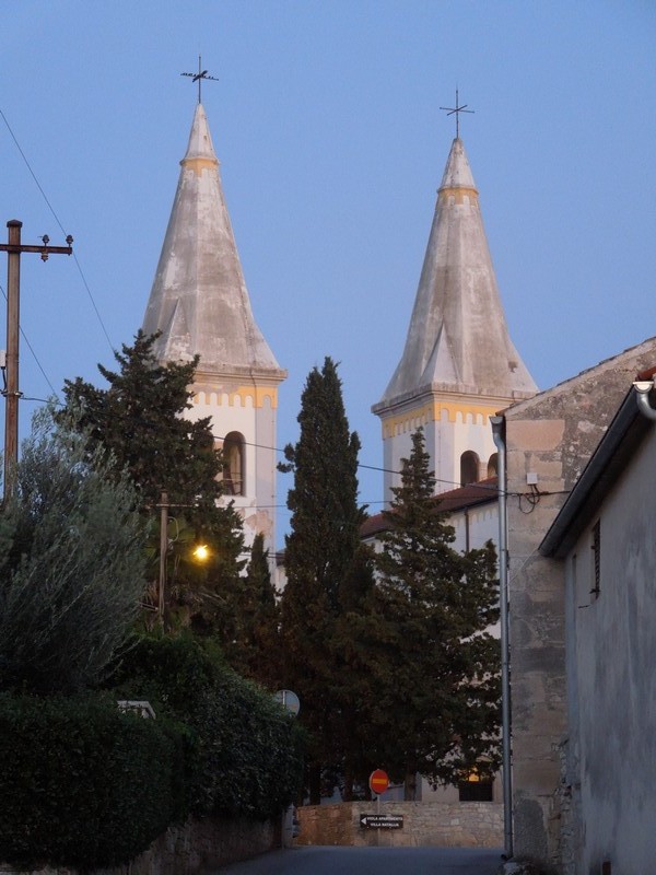 Vizulán kívül még ezt a templomot tartottuk érdemesnek arra, hogy megnézzük.